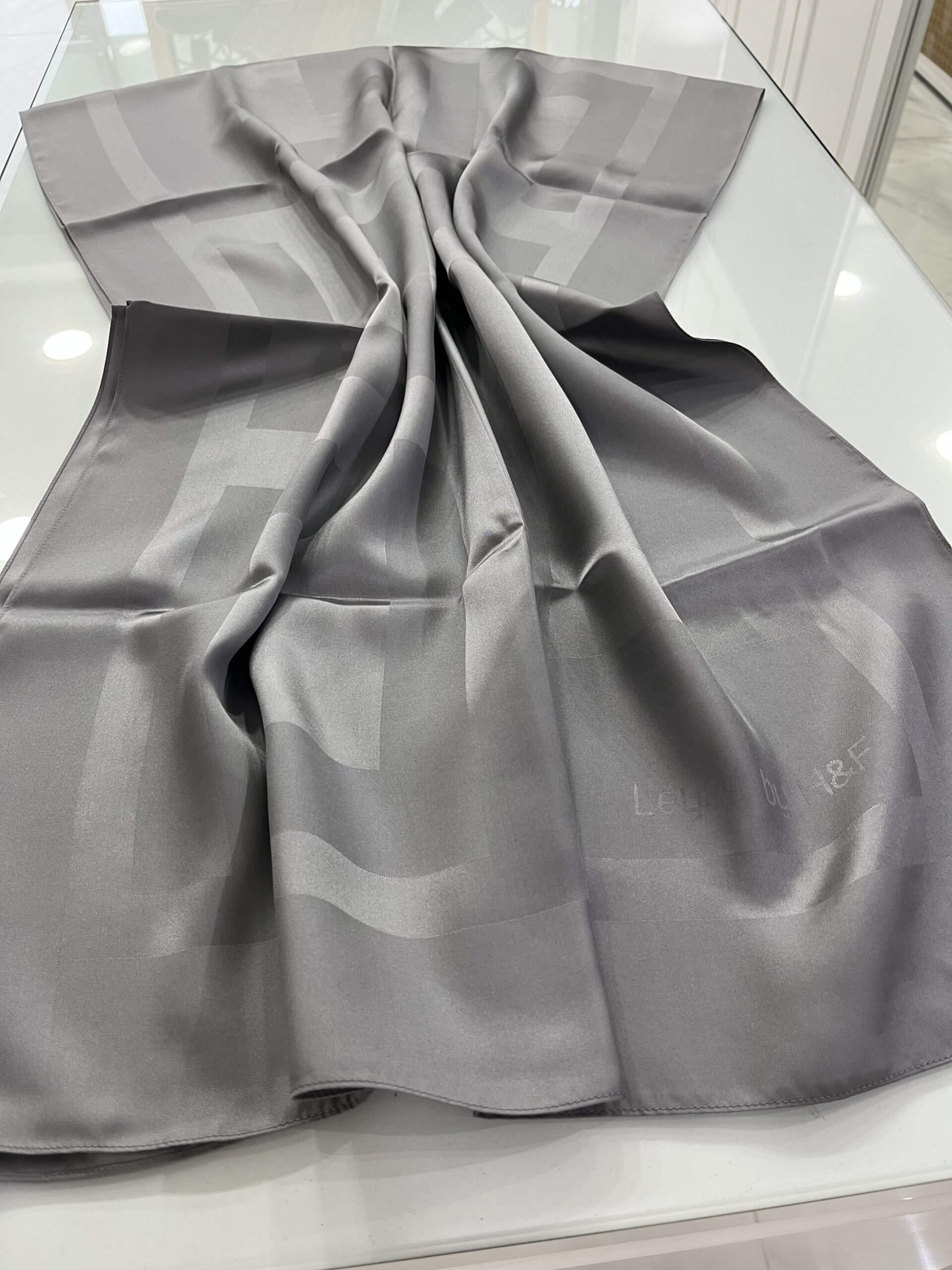 Leyna ipek şal(pure silk)